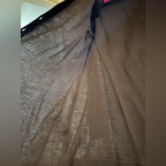 St. John Black Top - Picture 8 of 12